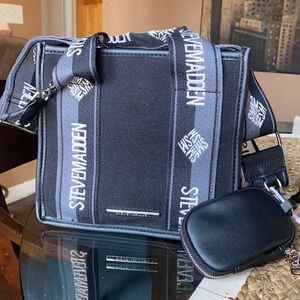 Steve Madden Bwebber tote